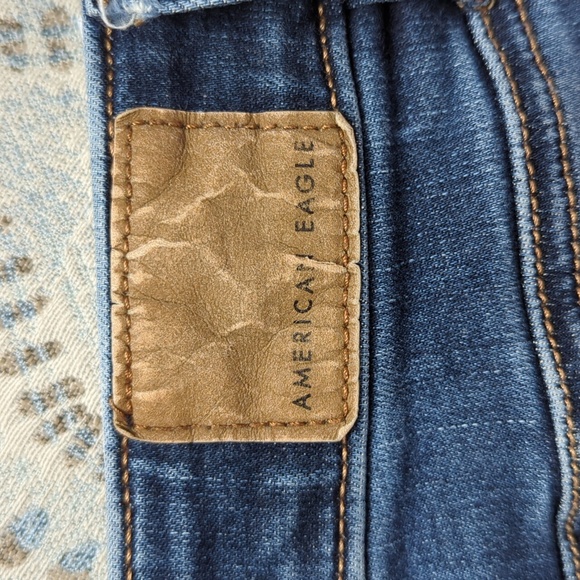 AEO Next Level Stretch Super Hi-Rise Jegging Mom Jeans 4 X-Long Blue Pockets - Picture 8 of 16